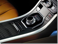 2011_Range_Rover_Evoque_Interior_4.sized