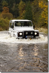 2012 Land Rover Defender (15)