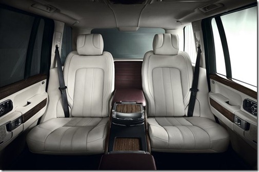 LandRover-RangeRover-821111416584561600x1060[1]